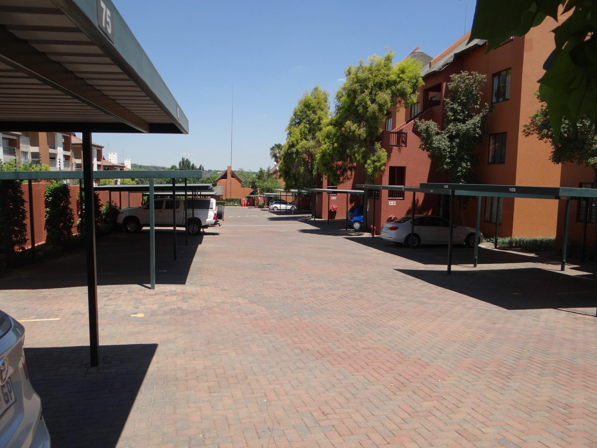 Singati Sands Sunninghill Sandton Kültér fotó